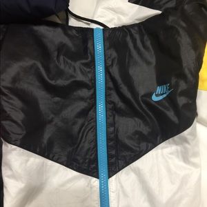 Nike Windrunner Jacket Size XL